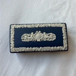 Wedgewood English Neoclassical Jasperware